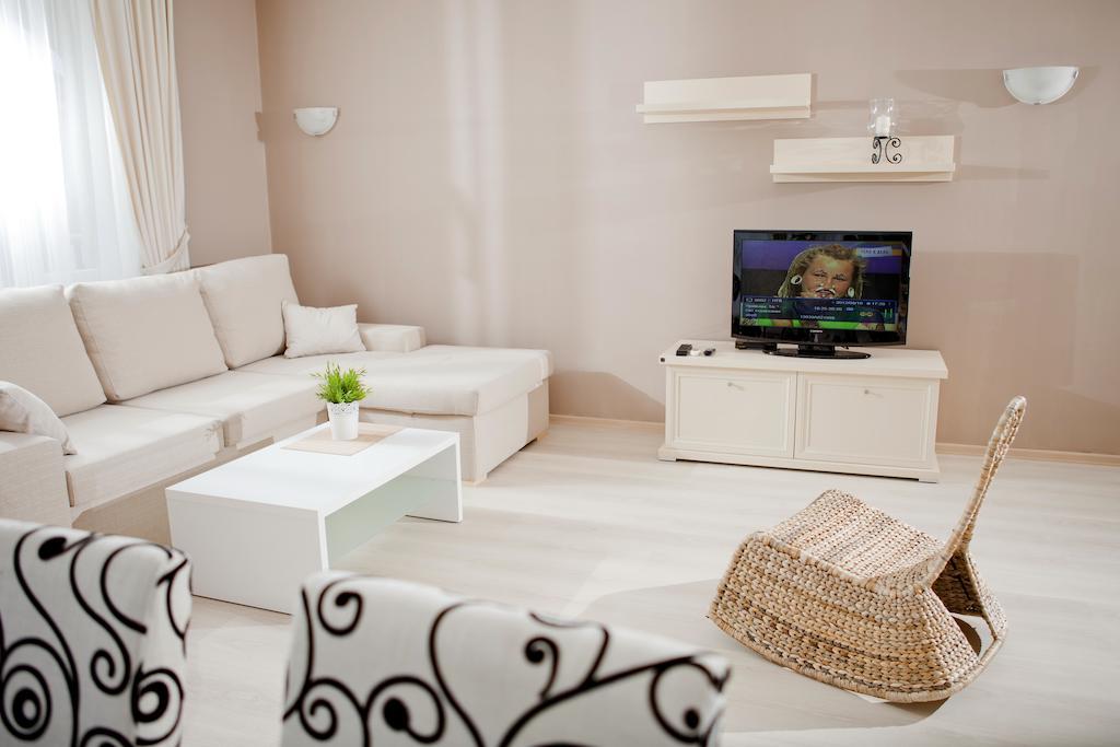 Apartments Atia เชอร์โนโมเรทส์ ห้อง รูปภาพ