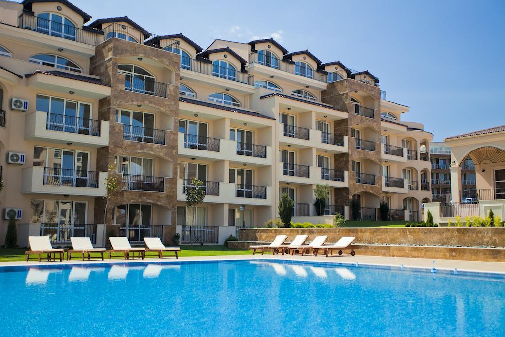 Apartments Atia เชอร์โนโมเรทส์ ภายนอก รูปภาพ