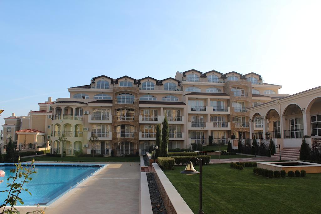 Apartments Atia เชอร์โนโมเรทส์ ภายนอก รูปภาพ