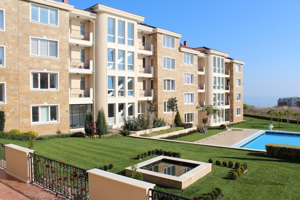 Apartments Atia เชอร์โนโมเรทส์ ภายนอก รูปภาพ